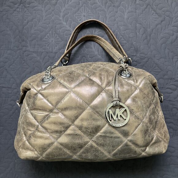 Michael Kors Quilted Lamb Leather Shoulder Handbag Gold Lame 2 Way Chain Strap - Picture 1 of 15